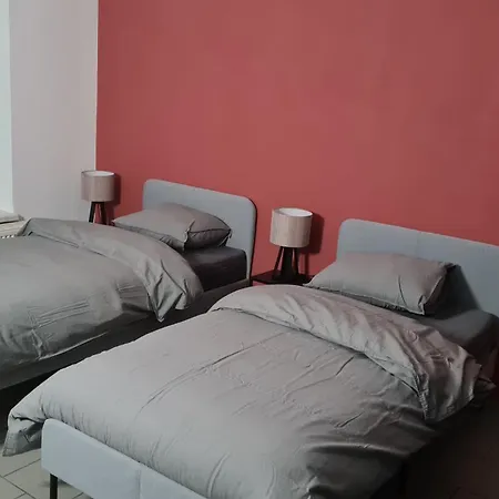 Daire Spacieux 130 M2 Charleroi